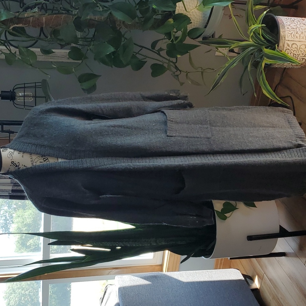 Torrid long cardigan sweater size 00